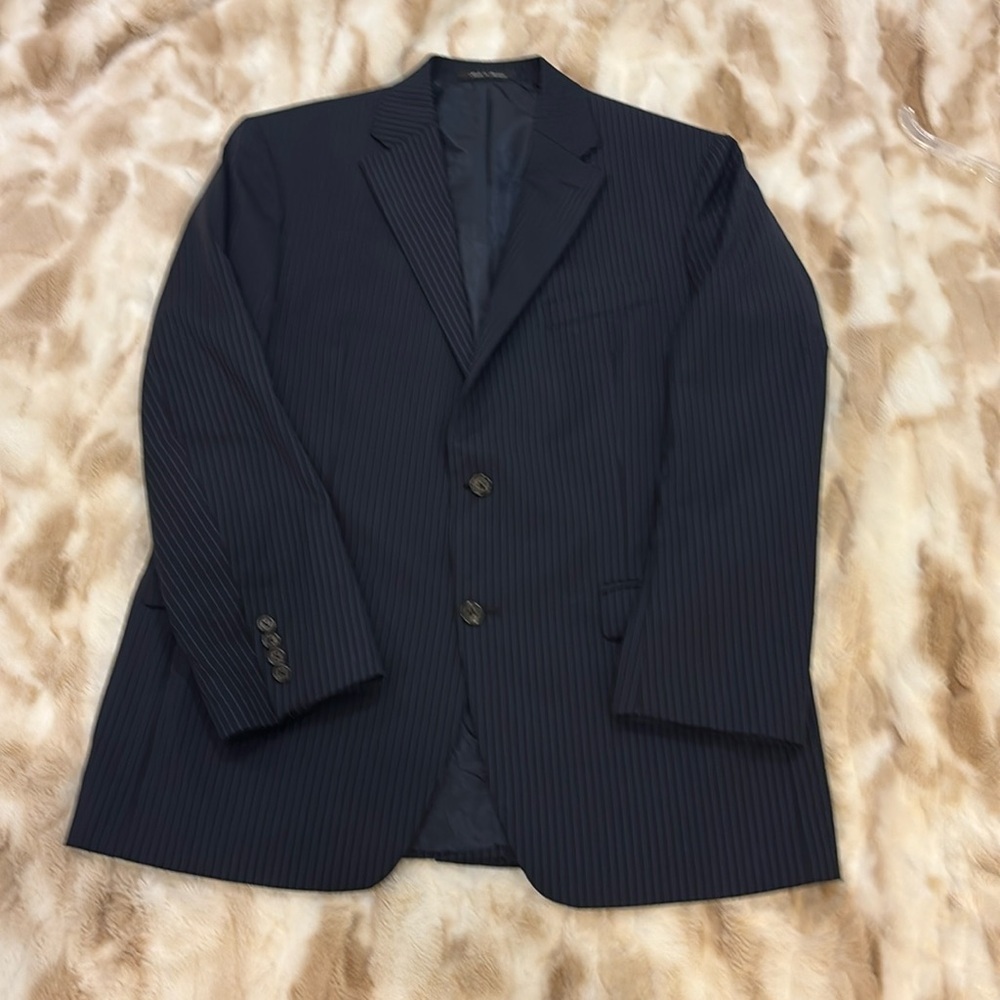 Lauren Ralph Lauren navy pinstripe wool blazer, size 42R, EUC